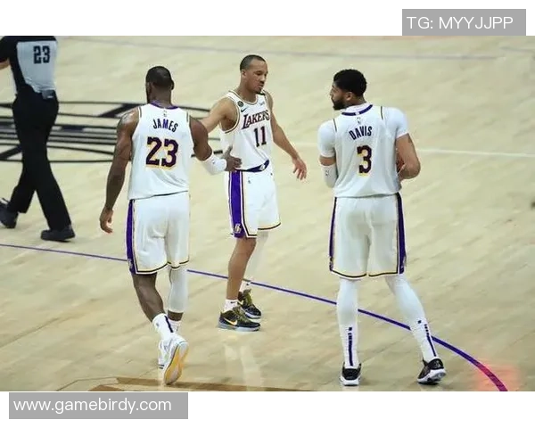 纽约自由与洛杉矶火的激烈对决谁将笑到最后